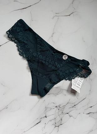 Мереживні бразиліани з сіткою на сідницях від hunkemoller