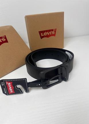 Чоловічий двосторонній шкіряний ремінь levi's