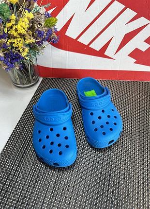 Оригинальные шлепанцы crocs