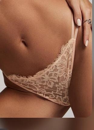 Мереживні стрінги від hunkemoller