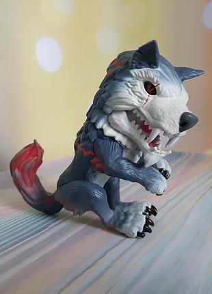 Інтерактивна іграшка вовк wowwee untamed dire wolf у версії "midnight"