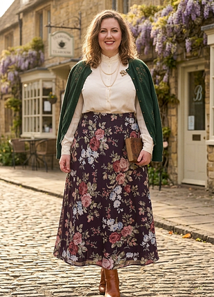 Винтажная юбка-миди a-силуэта из легкого ш шелка laura ashley имеет темно-фиолетовый цвет с цветочным принтом и цветочный узор
