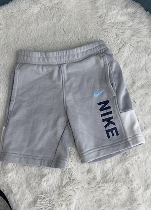 Шорти nike для хлопчика 3-4 роки