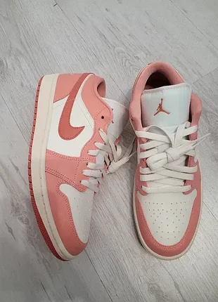 Кроссовки nike air jordan 1 low нові original