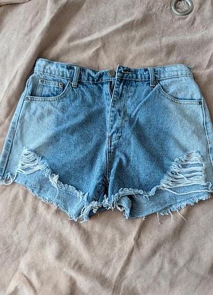Стильні джинсові шорти boohoo blue з потертостями та необробленим краєм (розмір l / eur 42)