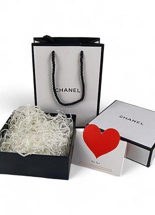Комплект пакет chanel і коробка chanel, розмір 145х145 мм, білий колір, з чорною мотузковою ручкою nai