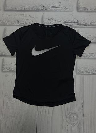 Спортивна футболка nike