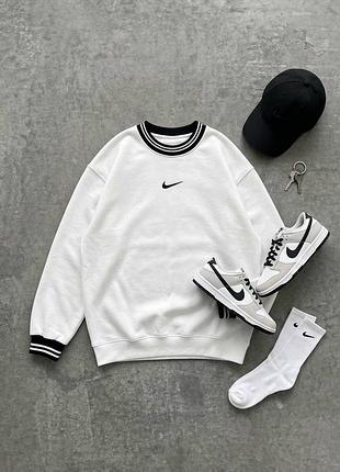 Чоловічий світшот nike в білому кольорі