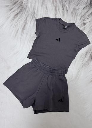 Костюм жіночий adidas 34-36 xs-s шорти футболка