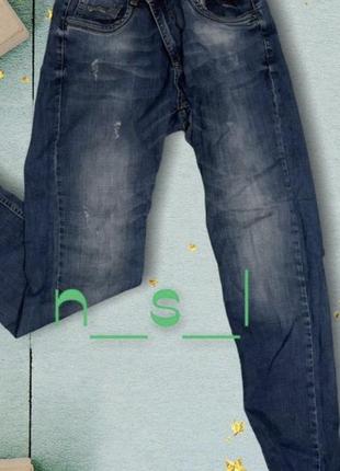Стильные джинсы с высокой посадкой1 фото