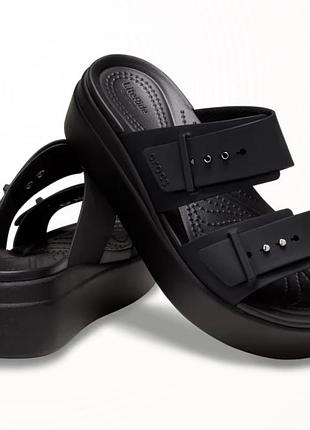 Crocs босоніжки brooklyn sandal lowwdg