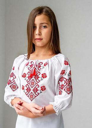 Вышиванка для девочки маричка белая с красным 152