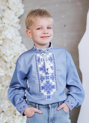 Вишиванка для хлопчика яскравий синій джинс із синім 140