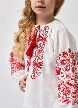Вышиванка для девочки орнамент красная 110