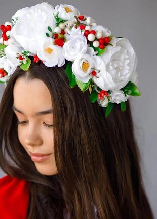 Обруч віночок великий білий з червоними квітами