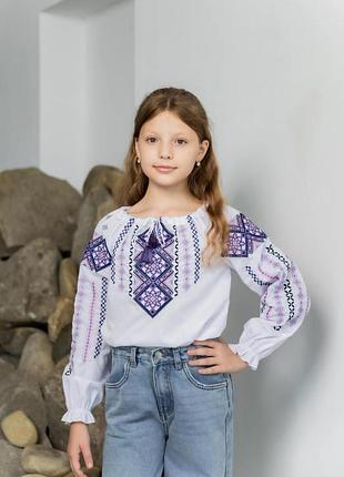 Вишиванка для дівчинки аночка біла з фіолетовим 116