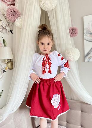Костюм вишиванка для дівчинки троянди
