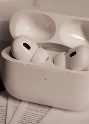 Навушники бездротові airpods pro 2 без шумозаглушення + захисний силіконовий чохол на airpods