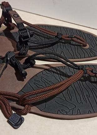 Мінімалістичні босоніжки американського бренду xero shoes, 41 р