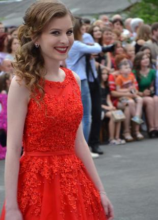Красное выпускное платье6 фото