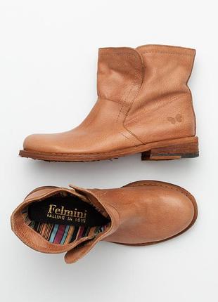 Шикарные качественные кожаные брендовые сапожки felmini 38р