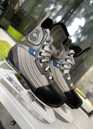 Професійні хокейні ковзани bauer vapor x3.5