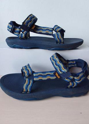 Босоножки teva 37 размер