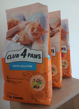 Сухий корм club 4 paws premium, 2 кг. зі смаком птиці, риби та м'яса.