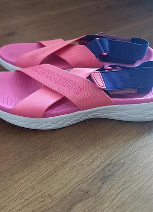 Босоножки skechers