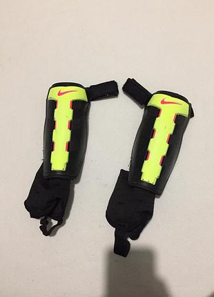 Щитки футбольные nike nsw оригинальные