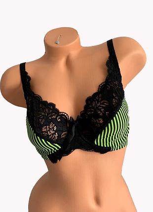 Бюстгальтер semi soft marta 0156 чорний у зелену смужку 70e