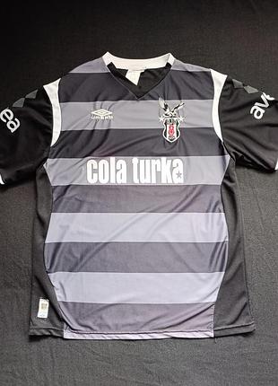 Футболка бэшкоинташ umbro