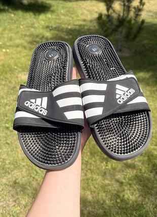 Шльопанці adidas