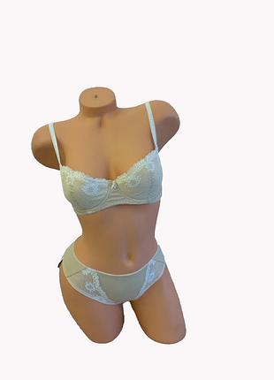 Бюстгальтер push-up md-25 бежевий 80с