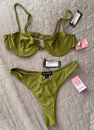 Оливковий роздільний купальник з біркою prettylittlething