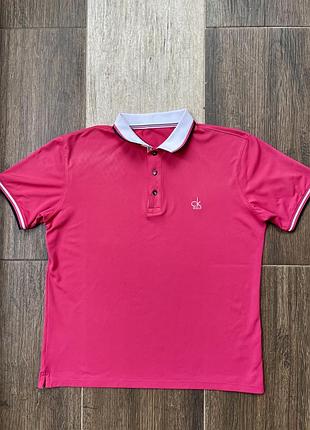 Чоловіча футболка-поло від calvin klein golf,колір фуксія,розмір xl,в гарному стані.
