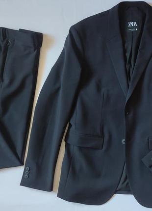 Zara чоловічий костюм, розмір m (48)