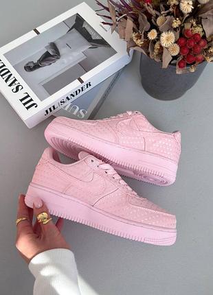 Стильні жіночі кросівки nike low valentine`s day pink