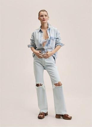 Світло-блакитні прямі джинси mango з розрізами на колінах (розмір 36 / s)