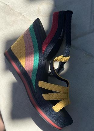 Тренд босоніжки tommy hilfiger