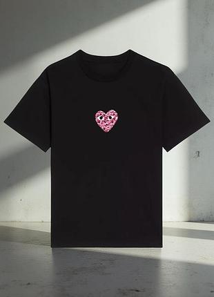 Футболка comme des garcons play logo унисекс плей с сердцем черная