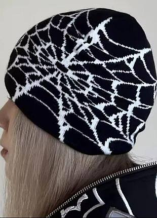 Шапка y2k dollskill