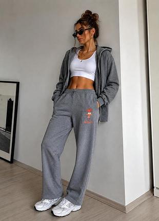 Штани спортивні unisex сірого кольору 
на гумці нові. розмір 52-54