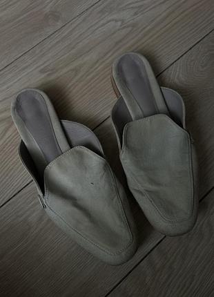 Сабо шльопки шльопанці