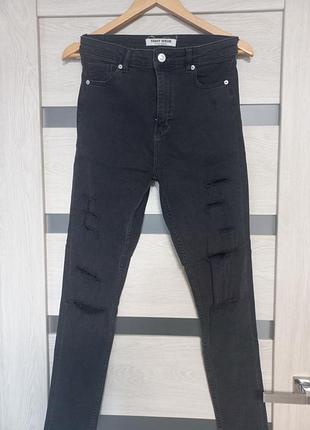 Черные рваные джинсы tally weijl