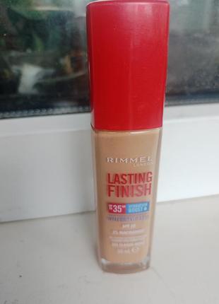 Rimmel тональный крем классичевый беж