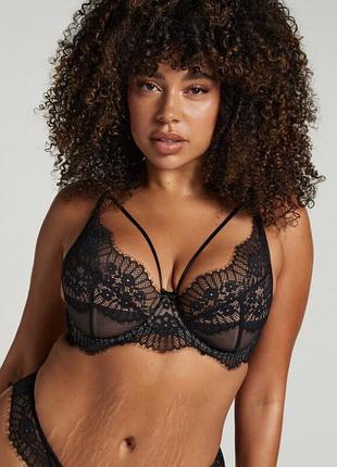 Мереживний бюстгальтер від hunkemoller