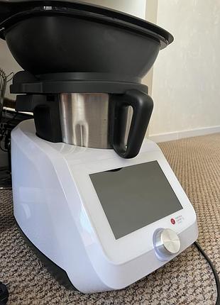 Новий кухонний комбайн silvercrest monsieur cuisine smart