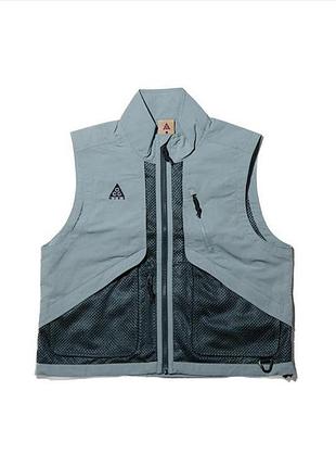 Nike acg outdoor multiple pockets жилетка