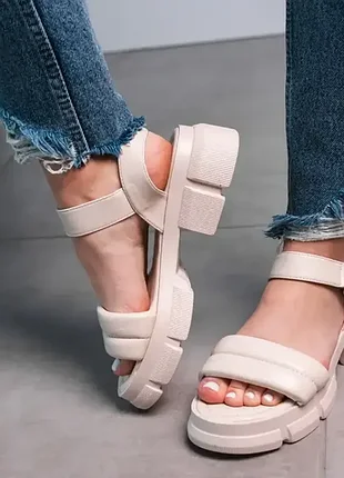 Жіночі сандалі fashion tubby
